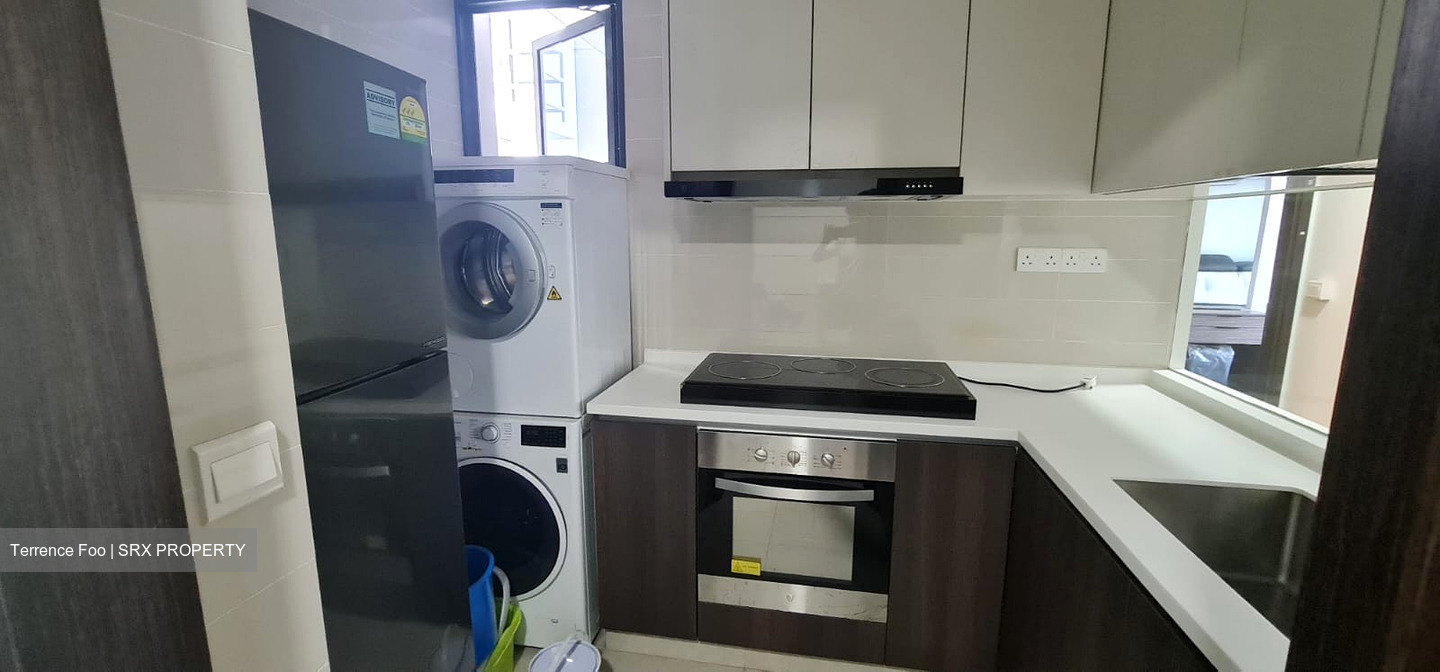 Symphony Suites (D27), Condominium #555745701